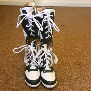 Harley Quinn suicide squad boots
